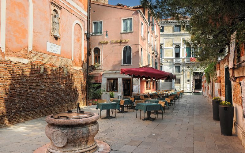 Hotel Tintoretto Page Image