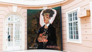 albertina-courtyard