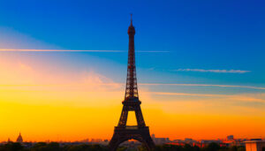 eiffel tower sunset