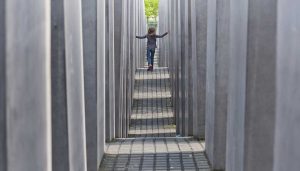 holocaust-memorial-narrow