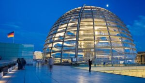 reichstag-dome-at-night