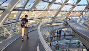 reichstag-dome-walkway