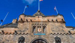 edinburgh-castle-entrance