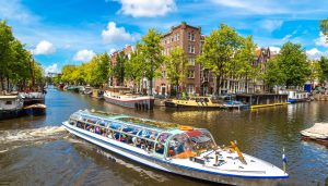 amsterdam-canal-cruise